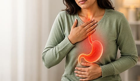 वारंवार Acidity होतेय? 'ही' लक्षणे असतील तर वेळीच सावध व्हा