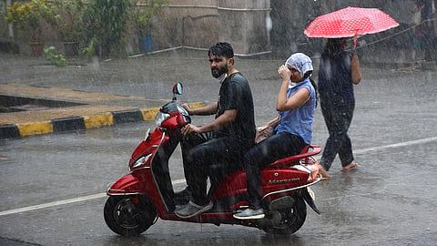 मुंबईत ऑगस्टमध्ये  ६६ टक्के कमी पाऊस; ३५ वर्षांतील नीचांक