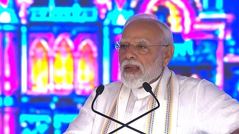 विरोधक म्हणजे 'नाराज फुफा'; प्रगती झाली तरी तक्रारी चालूच, मोदींचा हल्लाबोल; डेडिकेटेड फ्रेट कॉरिडोरचे उद्घाटन 