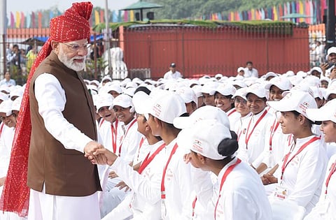 तरुणाईवर राज्य करणारा नेता