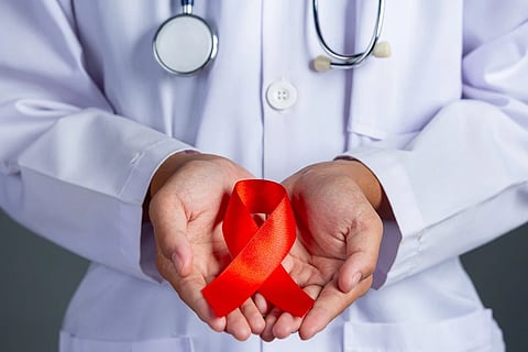 Mumbai : एचआयव्ही रोखणाऱ्या कर्मचाऱ्यांना पालिका सेवेची प्रतीक्षाच; ४३० कर्मचाऱ्यांचा १० वर्षांपासून लढा सुरू 