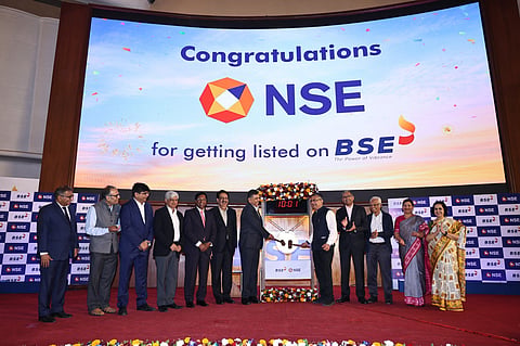 NSE जगातील सातवे एक्स्चेंज; शेअर बाजार बीएसईवर सूचिबद्ध पदार्पणात मूल्य वाढ