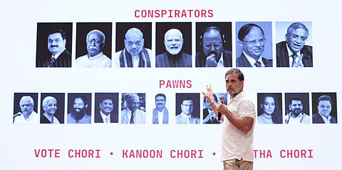 सरकारला गाठले खिंडीत; मोदी, शहा, ज्ञानेशकुमार 'देशद्रोही' : राहुल गांधी यांचा घणाघात
