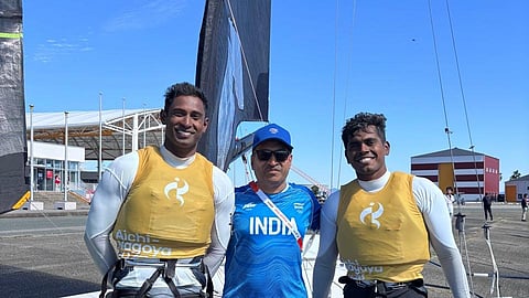Asian Games sailing 2026 : मनू-प्रिन्स जोडीची रौप्य कमाई 
