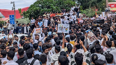 Pune : आंदोलकांवर कारवाईचा बडगा! MPSC विद्यार्थ्यांवर गुन्हे दाखल करण्यास सुरुवात