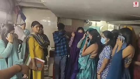 भाईंदर पूर्वेत ऑर्केस्ट्रा बारवर पोलिसांचा छापा; १७ तरुणींची सुटका, २६ जण ताब्यात