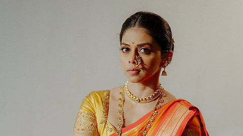 Navratri 2026 : केशरी रंगात सजली ऋतुजा बागवे; नवरात्रीच्या पहिल्या दिवसाचे खास फोटो शेअर