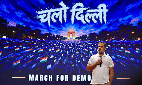 बिन पैशाचा नव्हे, कोट्यवधींचा तमाशा