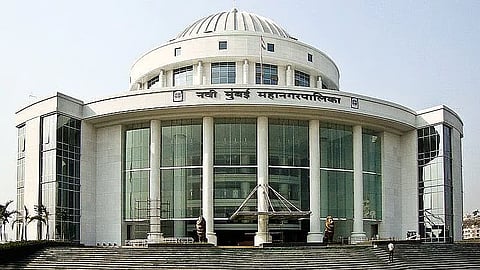 Navi Mumbai : मोठी बातमी! कैलास गायकवाड यांचे निलंबन रद्द; प्रवीण गाडेंची होणार चौकशी, नवी मुंबई महापालिकेचा निर्णय