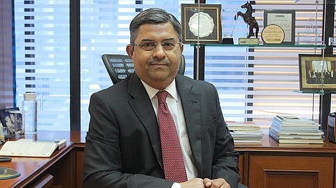 HDFC बँकेच्या भरुचा यांचा राजीनामा