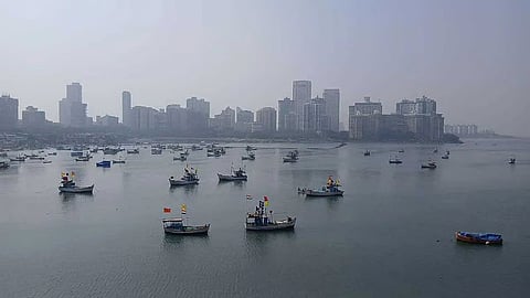 Mumbai : हुश्श! उष्णतेच्या लाटेपासून दिलासा; कुलाबा, अंधेरी, भांडुपमध्ये सर्वाधिक खराब हवा