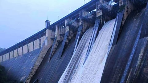 Mumbai : 'मोडक सागर'च्या पाणीसाठ्यात घट; सातही धरणांतील साठा ९० टक्क्यांवर 