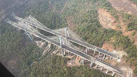 मुंबई-पुणे एक्स्प्रेसवेच्या कनेक्टिंग लिंकवर मालवाहू वाहनांना बंदी; १ नोव्हेंबरपासून अंमलबजावणी