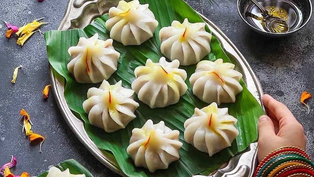 Mumbai Modak Mahotsav 2026 : बाप्पाचा आवडता खाऊ मुंबईकरांना घरपोच; उकडीच्या व तळलेल्या मोदकांचा घेता येणार आस्वाद