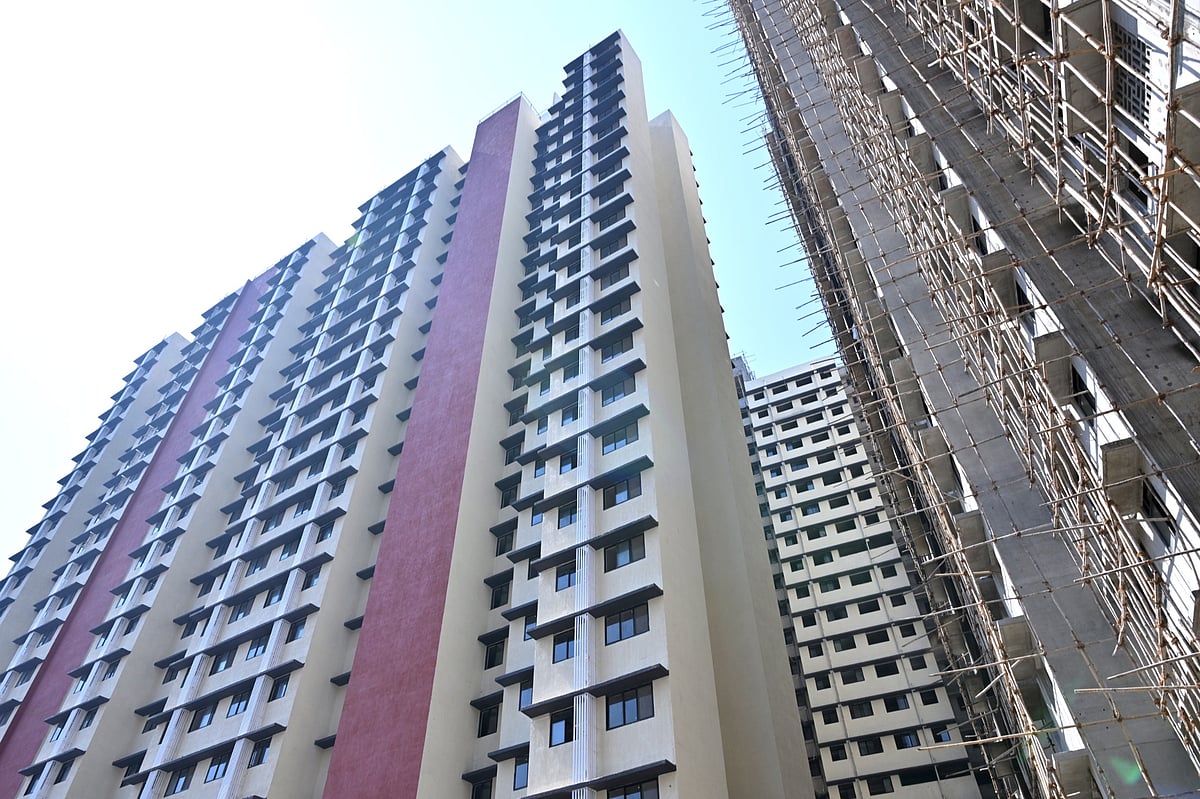 Mumbai : ‘ओसी’ नसलेल्या इमारतींना दिलासा; ८०० चौरस फुटांपर्यंत सदनिका असलेल्या इमारतींना मिळणार OC, राज्य सरकारची मंजुरी
