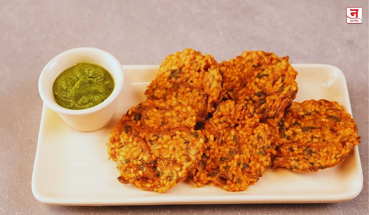 सकाळच्या नाश्त्यासाठी बनवा कुरकुरीत मूग वडे; सोपी आणि टेस्टी रेसिपी ...