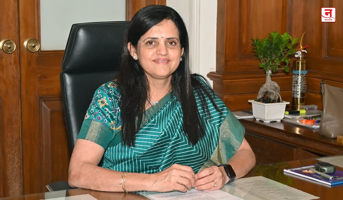 Mumbai : मोकळे फुटपाथ देण्यास प्राधान्य -अश्विनी भिडे