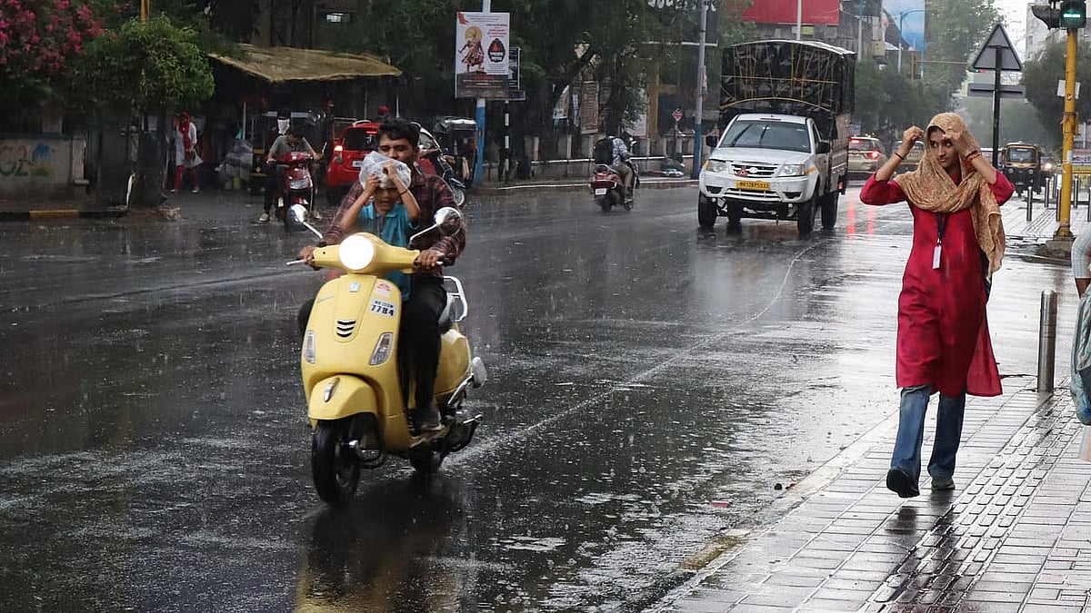 मान्सूनने महाराष्ट्र घेतला कवेत; १४ जिल्ह्यांत ‘ऑरेंज अलर्ट’