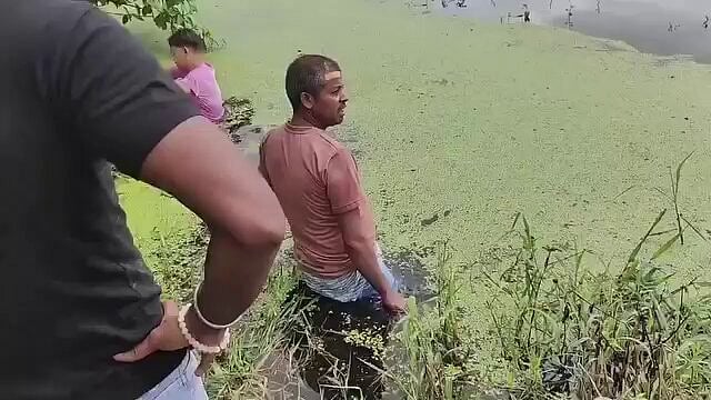 West Bengal : अल्पवयीन मुलीवरील बलात्कार-हत्या प्रकरणातील आरोपीचा एन्काऊंटर; पोलिसांचे पिस्तूल हिसकावून पळून जात होता