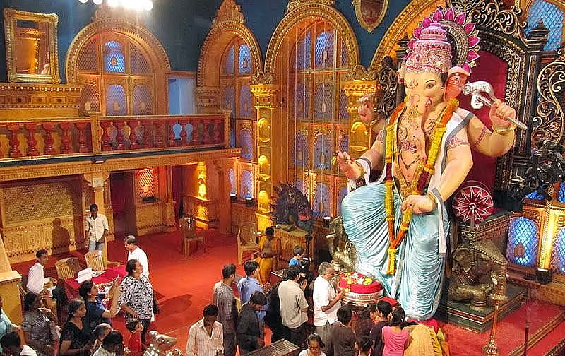 Thane : गणेशोत्सव, नवरात्रीला मंडप भाडेमाफीचा प्रस्ताव; महासभेच्या निर्णयाकडे मंडळांचे लक्ष