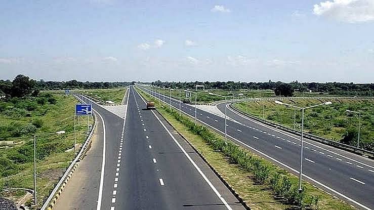 समृद्धी महामार्ग होणार 'स्मार्ट'! AI कॅमेऱ्यांच्या उभारणीला सुरुवात; नागपूरपासून २५० किमीच्या टप्प्यांत काम