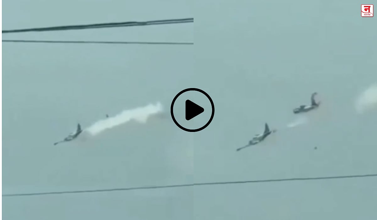 Philippines Plane Crash : प्रशिक्षणादरम्यान हवाई दलाच्या दोन विमानांची धडक; चार वैमानिकांचा दुर्दैवी मृत्यू, Video