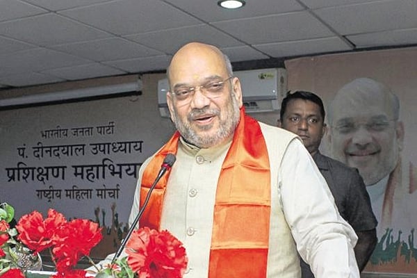 Amit Shah projects Raghubar Das as CM candidate