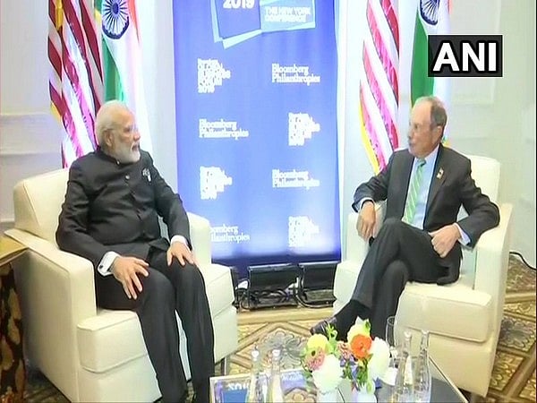 PM Narendra Modi meets Michael Bloomberg in New York