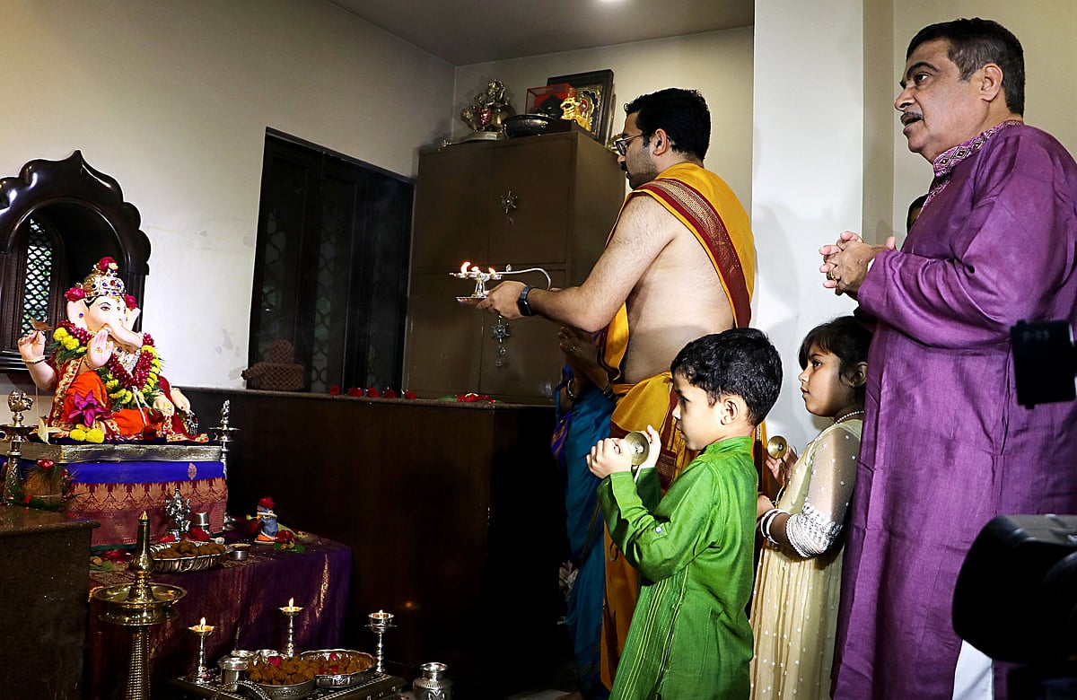 Union Minister Nitin Gadkari with his family offer prayers to Lord Ganesha on the occasion of Ganesh Chaturthi festival at his residence in Nagpur 