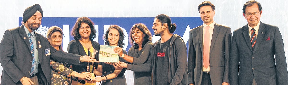 article-image