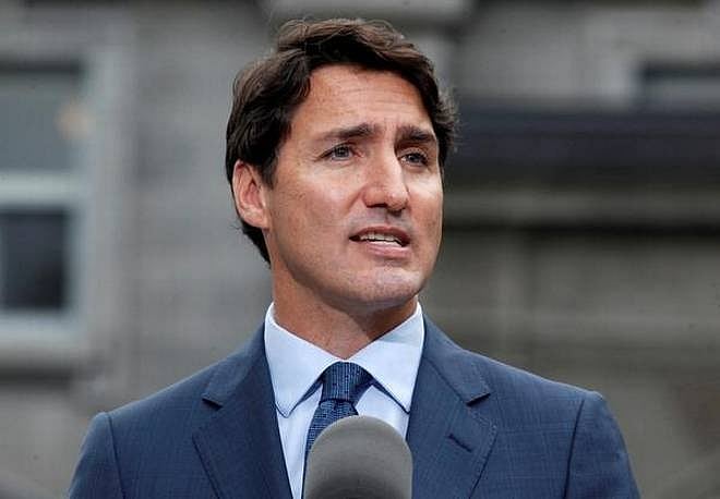 Canadian PM Justin Trudeau 'deeply sorry' over his brown face makeup photograph