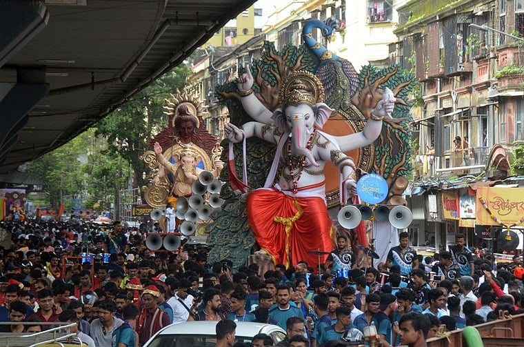 More ya, Bappa: A poor man's SoBo-style guide