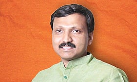 Omraje Nimbalkar joins Shinde-led Shiv Sena after murder case acquittal verdict