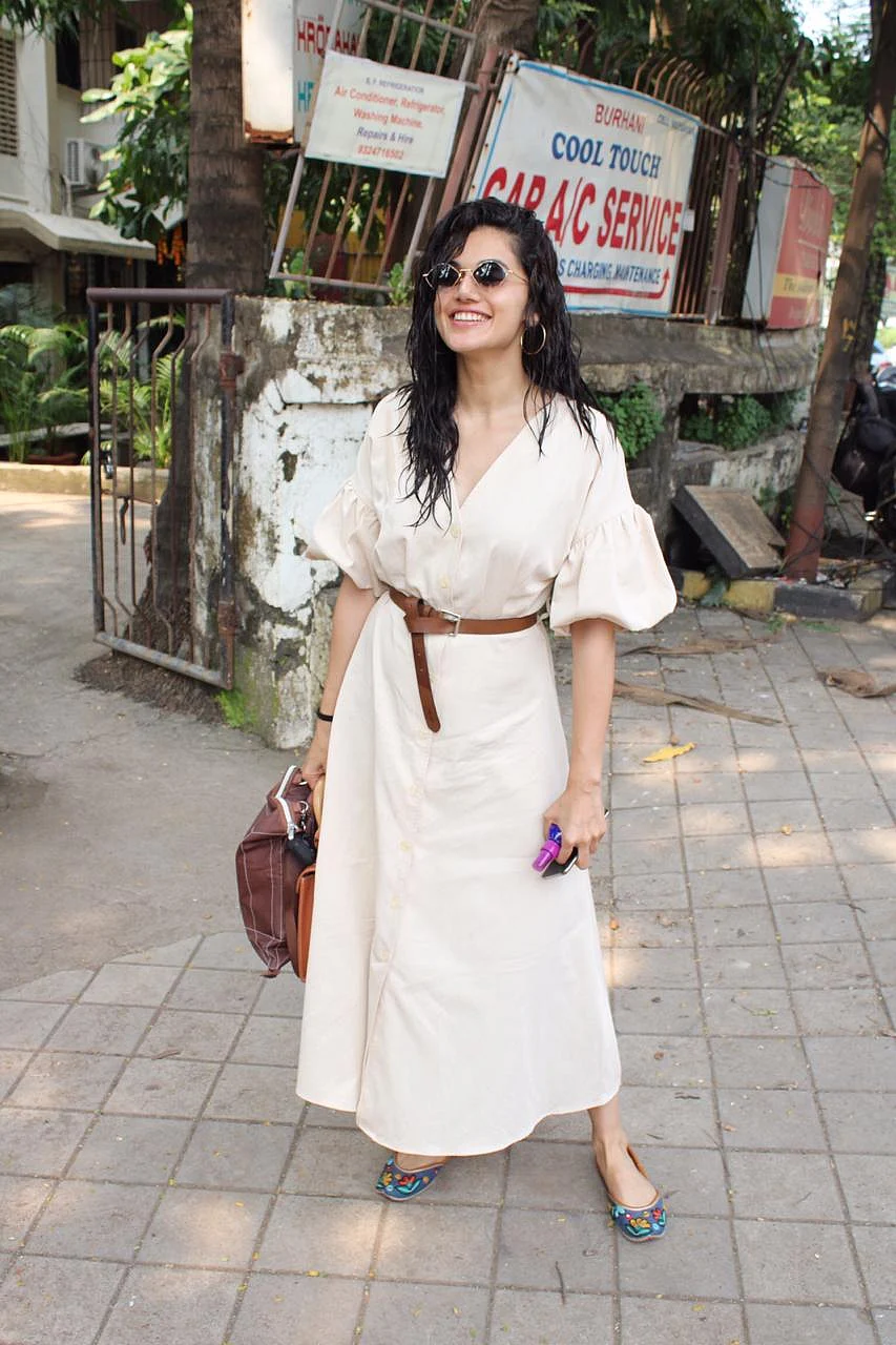 Taapsee Pannu spotted at Kromakay salon Juhu