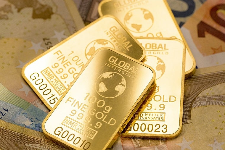Gold prices rise to Rs 41,865 per 10 gms globally in closing trade