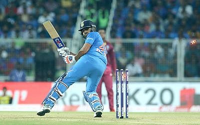 Ind vs WI 2nd T20I: Twitter trolls Rohit Sharma for getting out on a poor shot