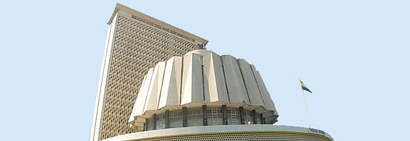 Week-long Maha winter session from tomorrow to be a stormy affair
