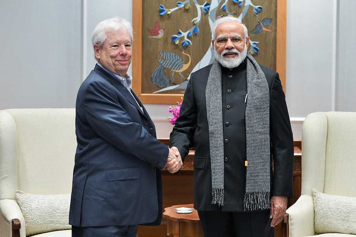 PM Modi meets Nobel Laureate whose tweet BJP cited to justify demonetisation
