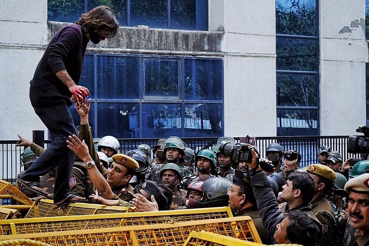 Shadab Farooq: The student who was injured in Jamia firing
