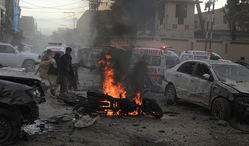 Pakistan: Policeman killed, 5 injured in two separate blasts in Khyber Pakhtunkhwa province 
