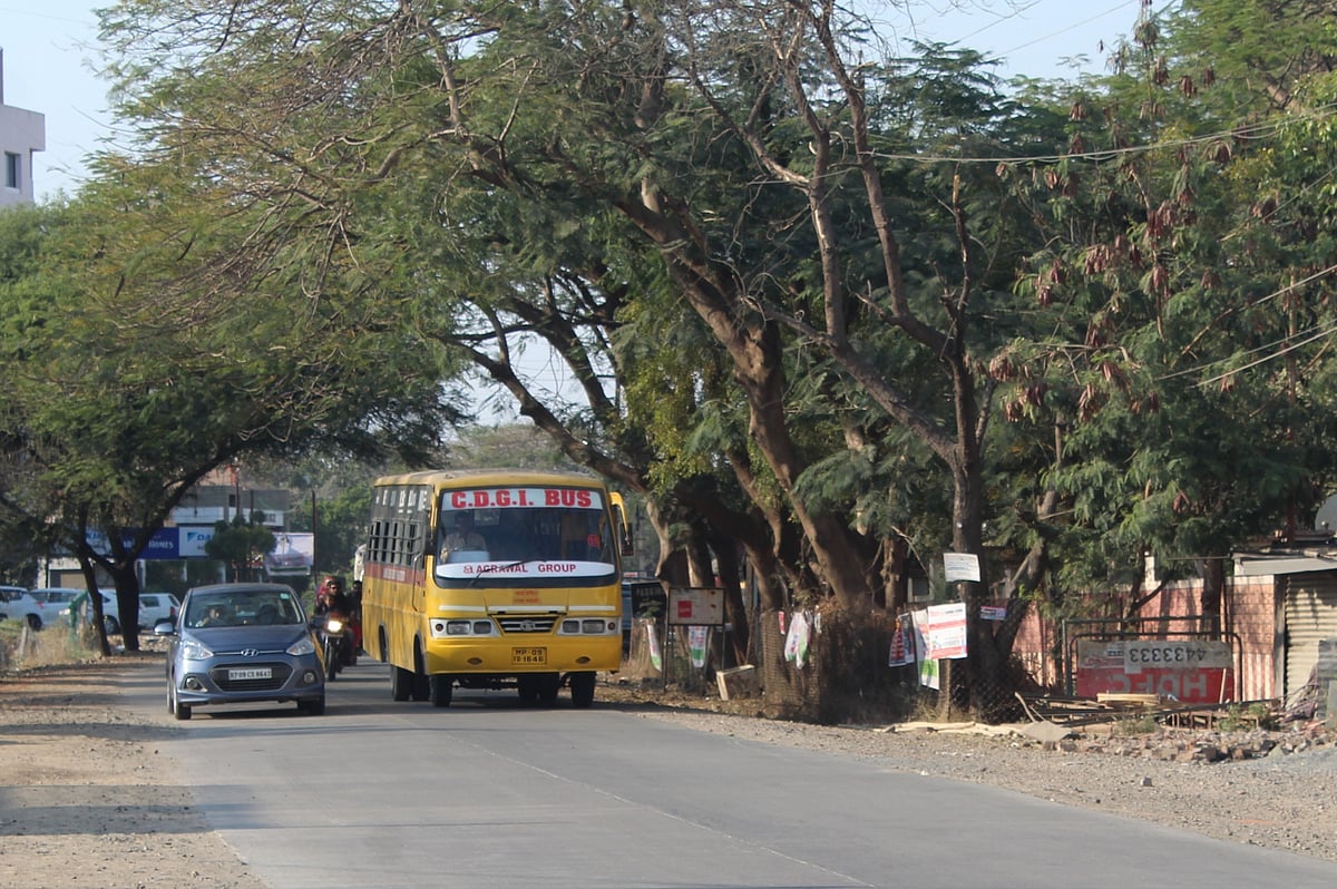  Rashly driven speedy car overtaking the bus on Mayank Blue Water Park Road 