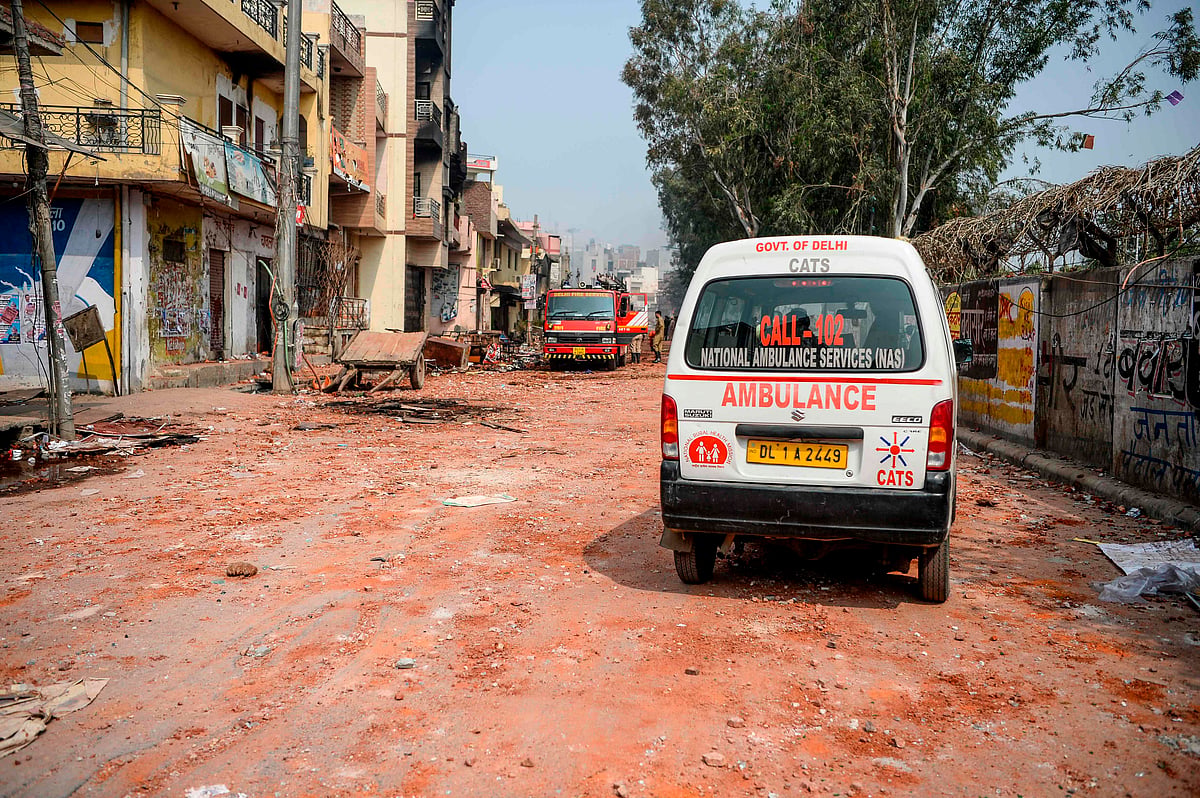 Indore: Shunted from one hospital to another critical patient dies in ambulance 