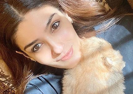 Raveena Tandon's cat says 