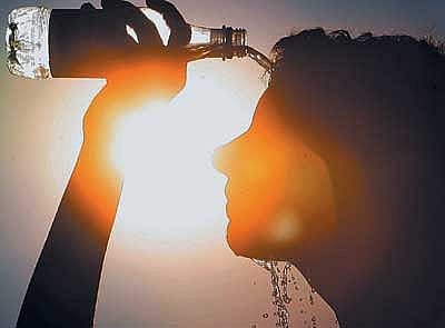 India will have warmer November: Temperature in Ladakh, Jammu & Kashmir, and Himachal likely to experience above-normal day temperatures: IMD 