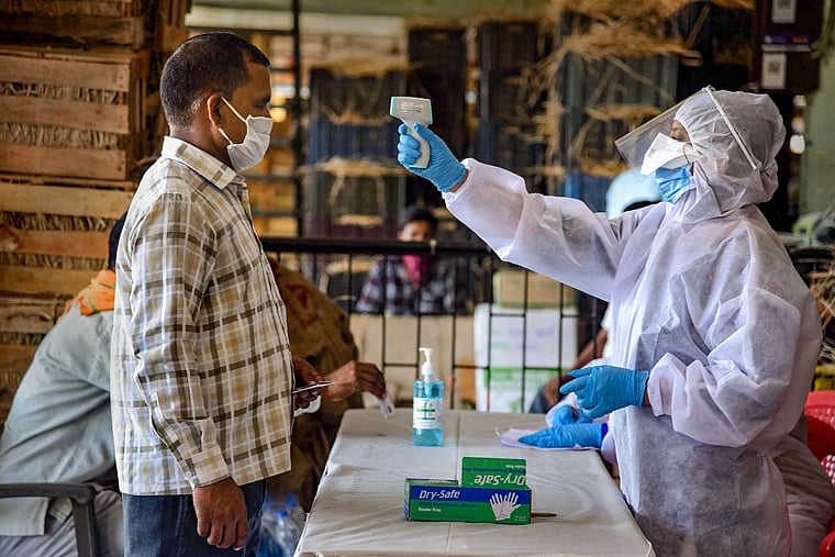 Coronavirus in Maharashtra: Number COVID-19 cases cross in state crosses 2000-mark in a day