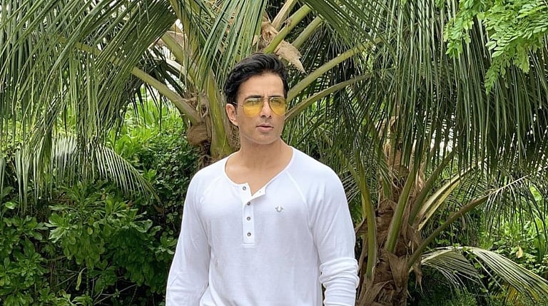 Mumbai: I-T dept alleges Sonu Sood, associates evaded Rs 20 crore tax, violated FCRA