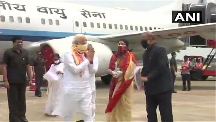 Perfect social distancing: Twitter after PM Modi arrived in West Bengal to take stock of damage caused by Cyclone Amphan