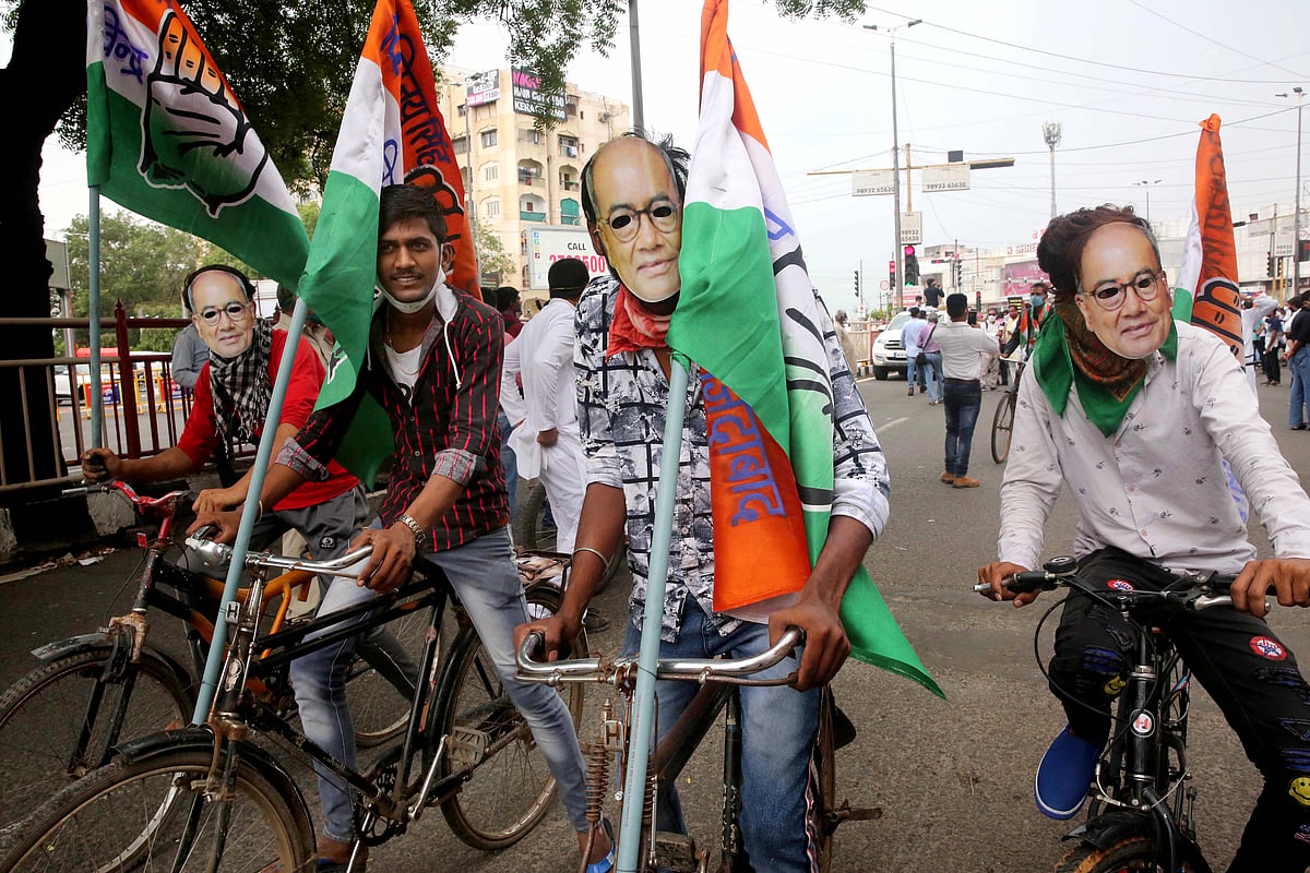 Petrol cost Rs 90 per Litre and diesel crosses Rs 81 per Litre in MP