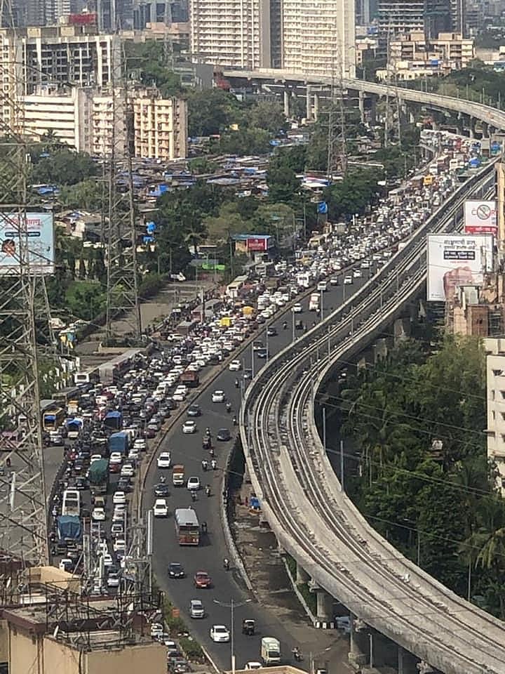 Traffic on Western Express Highway