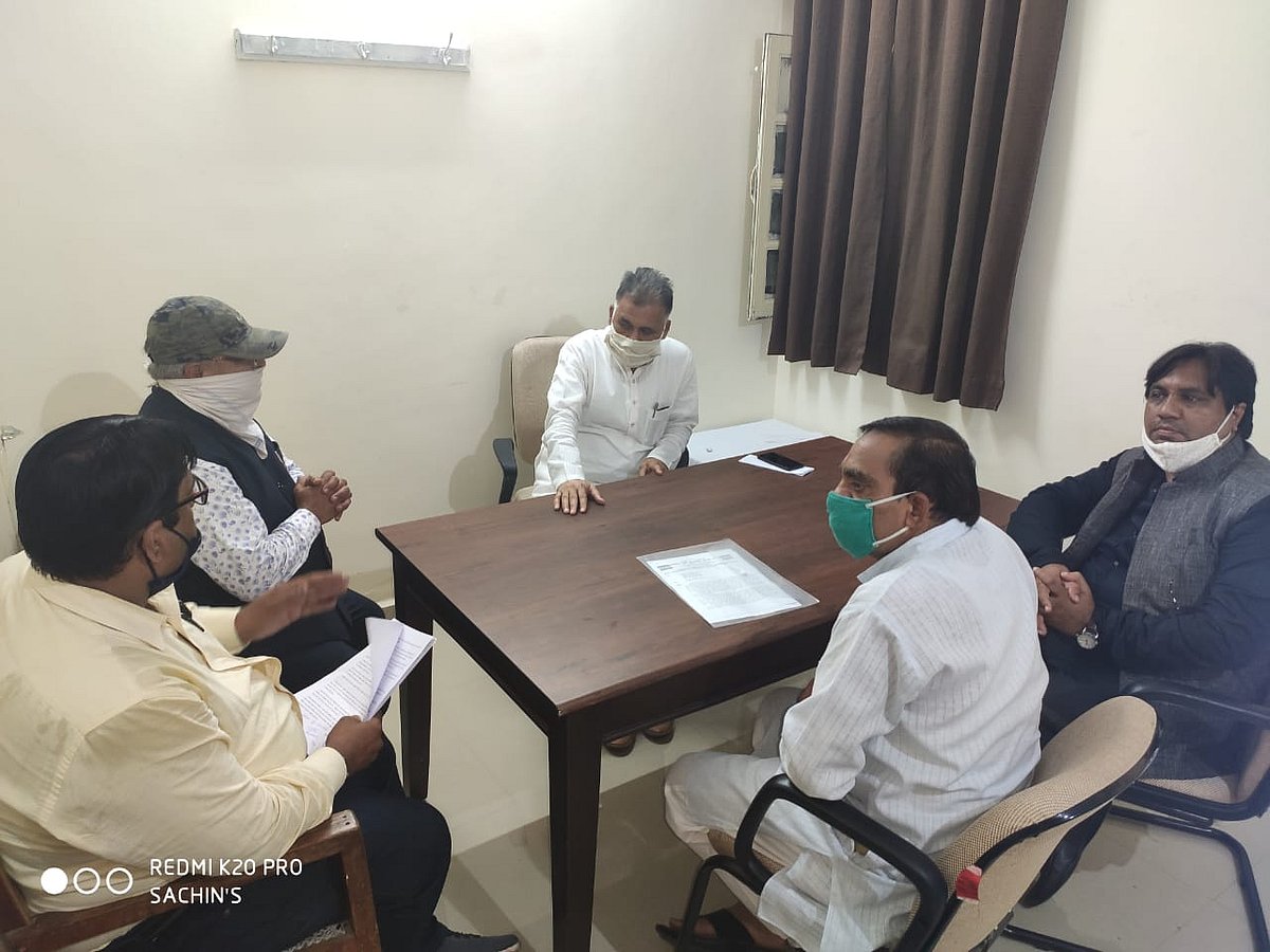 Parent representatives met minister of state for School Education, Inder Singh Parmar.